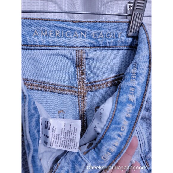 American Eagle Highest Rise 90s Boyfriend Crop Distressed Jeans size 00 Regular - Picture 7 of 7
